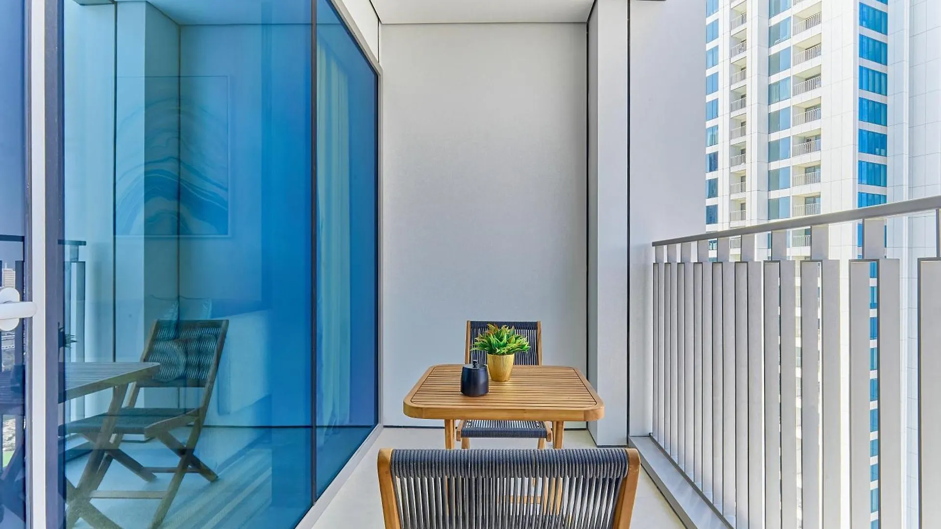 Bnbmehomes - Downtown Views II Dubai 0*,  United Arab Emirates